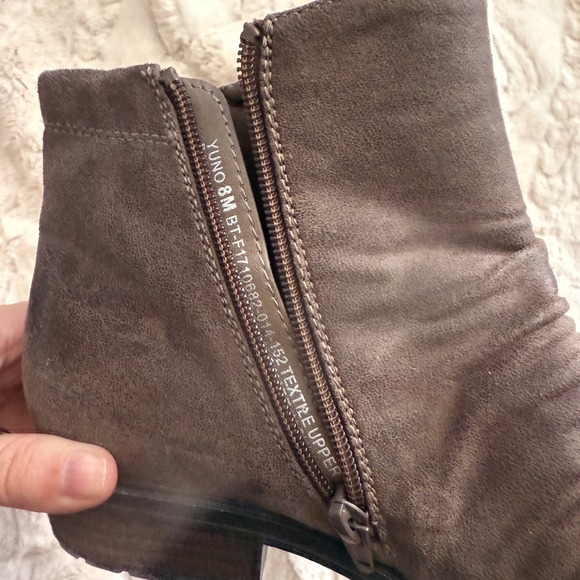 Bare Traps Yuno Brown Ankle Boots Women's 8M Slouch‎ Ruched Zipper Casual Fall - Picture 2 of 9